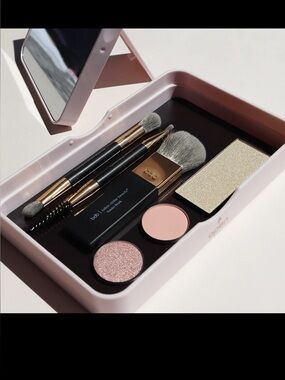 Billion Dollar Beauty Travel set